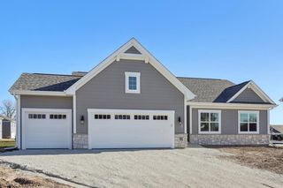 91 York STREET #Lt2, Union Grove, WI 53182