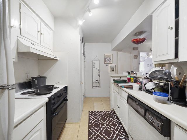 815 Wax Myrtle Lane A, Houston, TX 77079