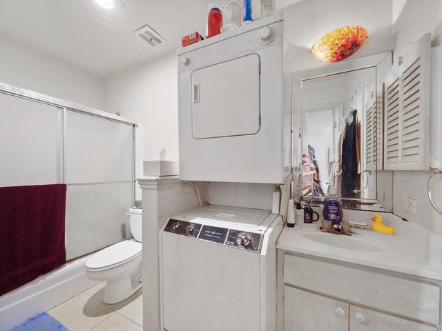 815 Wax Myrtle Lane A, Houston, TX 77079