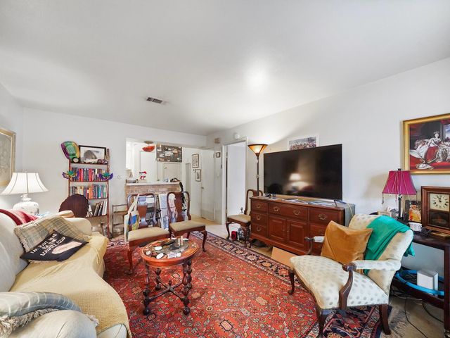 815 Wax Myrtle Lane A, Houston, TX 77079