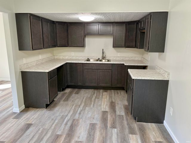 1103 E Lake Street Road, Knox, IN 46534