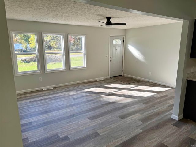 1103 E Lake Street Road, Knox, IN 46534