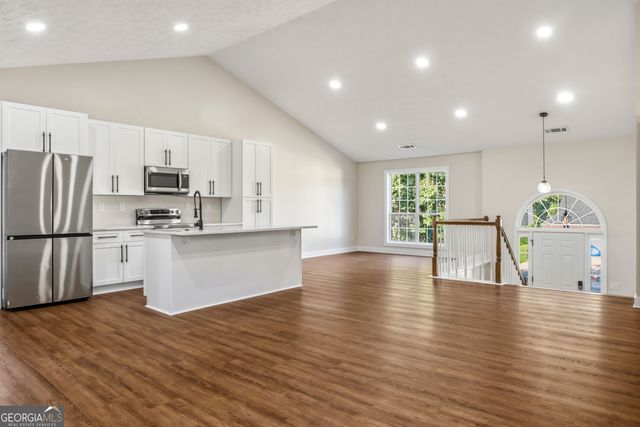 6802 Magnolia Park Drive, Norcross, GA 30093