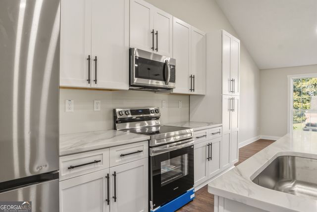 6802 Magnolia Park Drive, Norcross, GA 30093