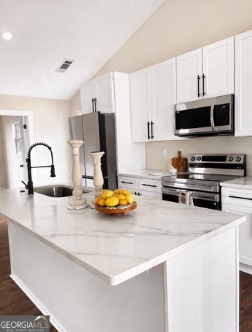 6802 Magnolia Park Drive, Norcross, GA 30093