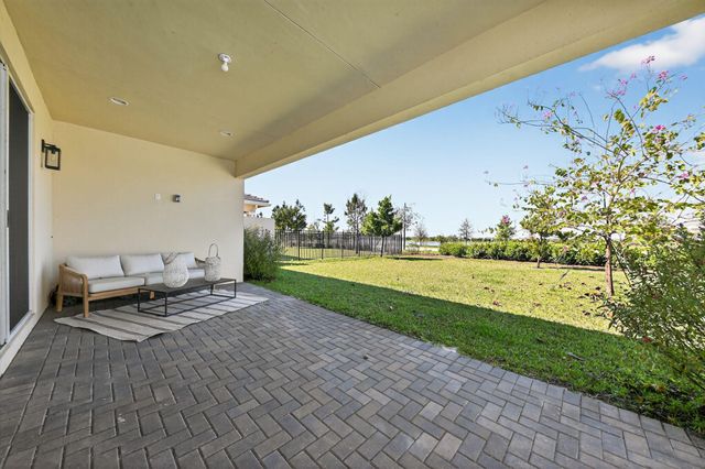 19540 Broad Shore Walk, The Acreage, FL 33470