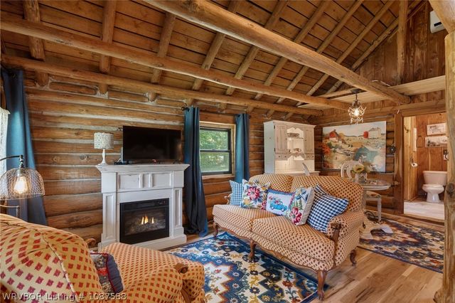 7123 Old 88 Road, Rudy, AR 72952