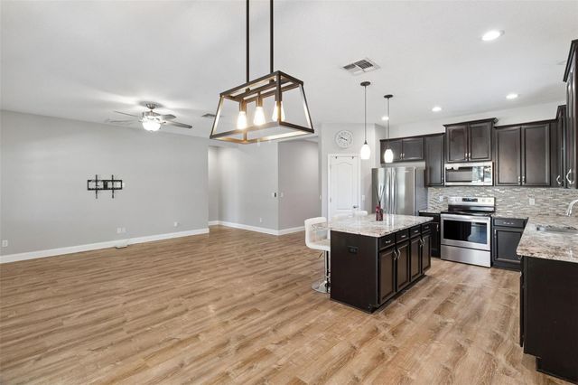 3951 WIND DANCER CIRCLE, St Cloud, FL 34772