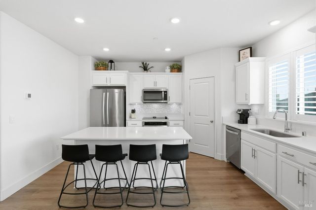 208 Frontier St, American Canyon, CA 94503