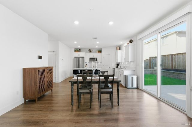 208 Frontier St, American Canyon, CA 94503