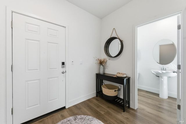 208 Frontier St, American Canyon, CA 94503