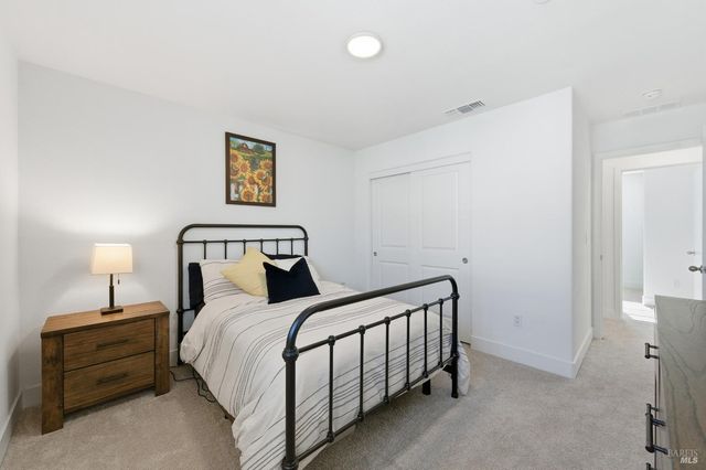 208 Frontier St, American Canyon, CA 94503