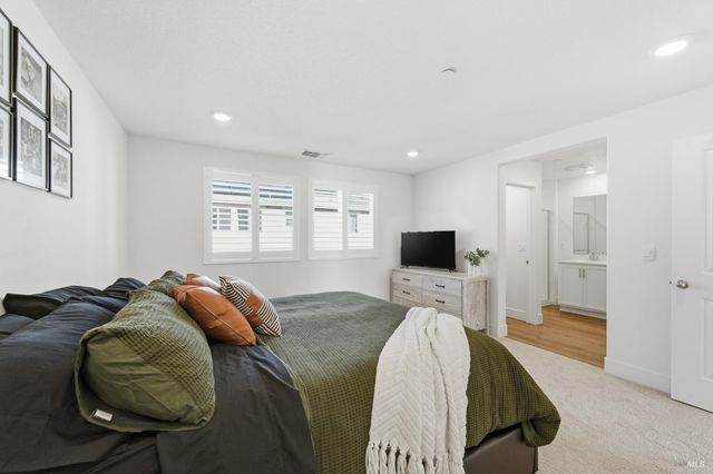 208 Frontier St, American Canyon, CA 94503