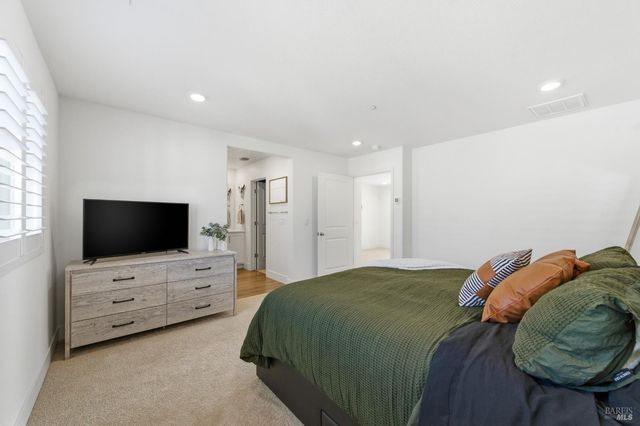 208 Frontier St, American Canyon, CA 94503