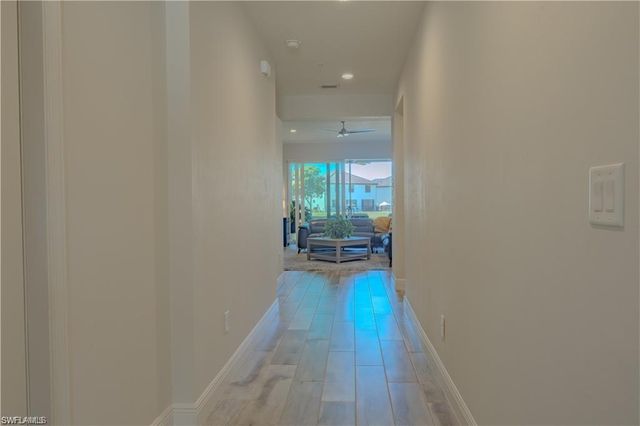 2335 Sawyers Hill RD 503, Naples, FL 34120