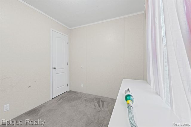 83 Elm Avenue, Highland, MI 48357