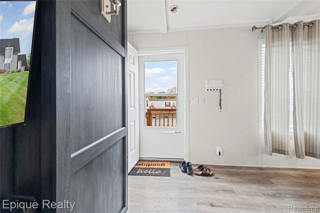 83 Elm Avenue, Highland, MI 48357