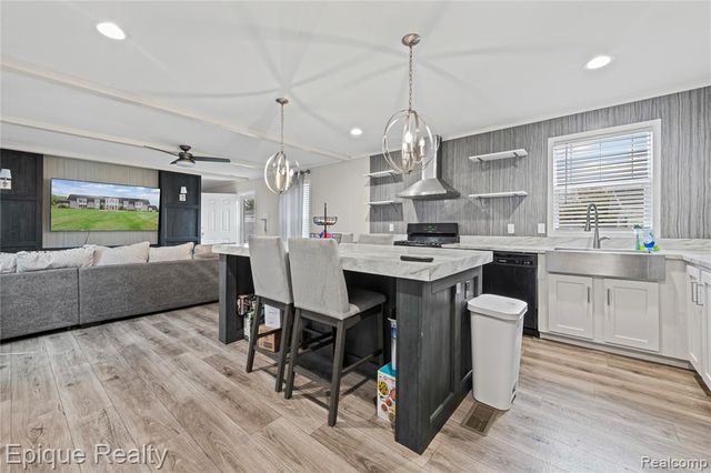 83 Elm Avenue, Highland, MI 48357