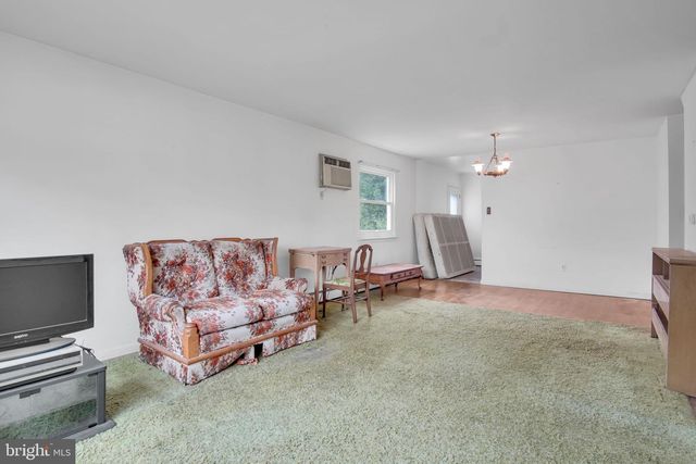 649 ERFORD RD, Camp Hill, PA 17011