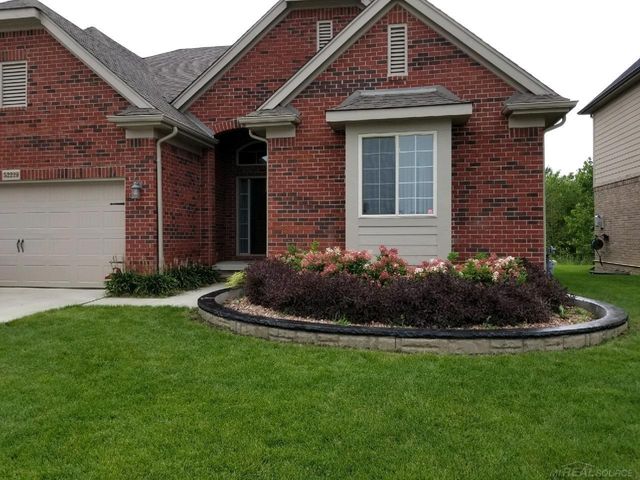 52229 Tacoma Narrows Drive, Macomb, MI 48042