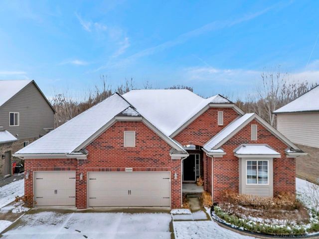 52229 Tacoma Narrows Drive, Macomb, MI 48042