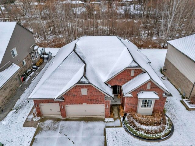 52229 Tacoma Narrows Drive, Macomb, MI 48042