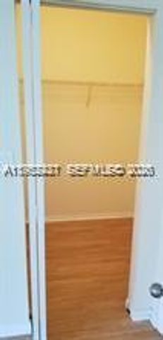 3926 SW 52nd Ave E5, Pembroke Park, FL 33023