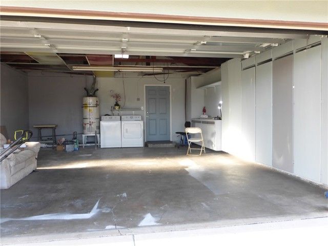 8881 Albatross Dr, Huntington Beach, CA 92646