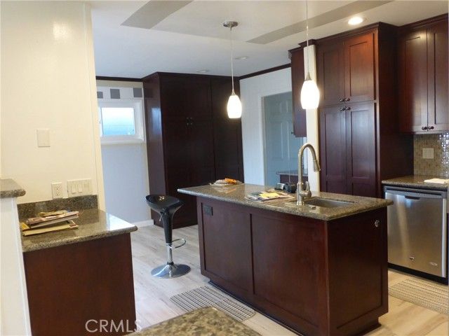 8881 Albatross Dr, Huntington Beach, CA 92646