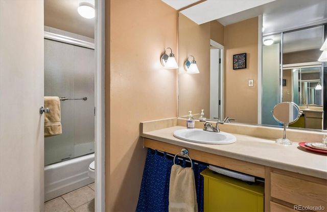 1200 Vine Street 3B, Denver, CO 80206