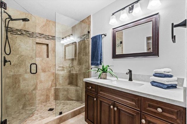 297 Paseo Primavera, Palm Desert, CA 92260