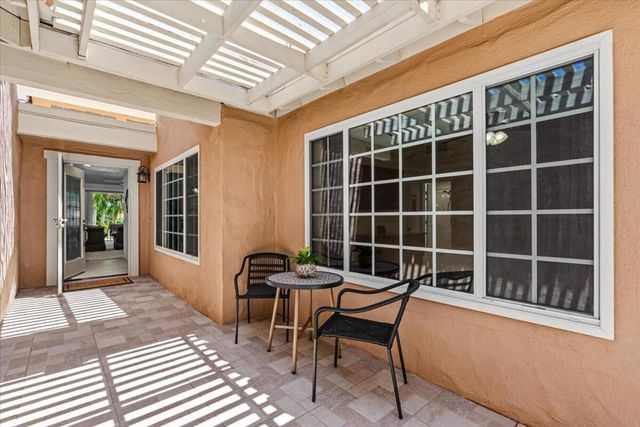 297 Paseo Primavera, Palm Desert, CA 92260