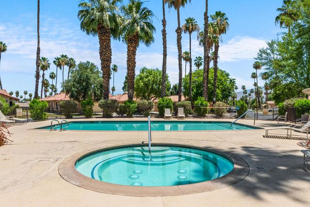 297 Paseo Primavera, Palm Desert, CA 92260