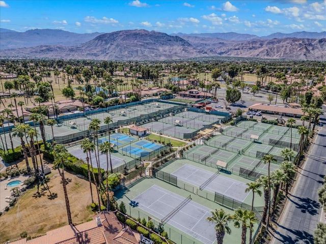 297 Paseo Primavera, Palm Desert, CA 92260