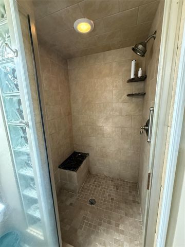 4416 Avenue R, Galveston, TX 77550