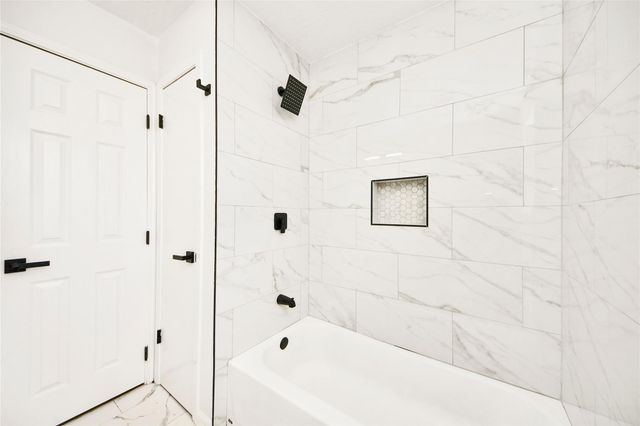 13122 Benford Drive, Houston, TX 77099