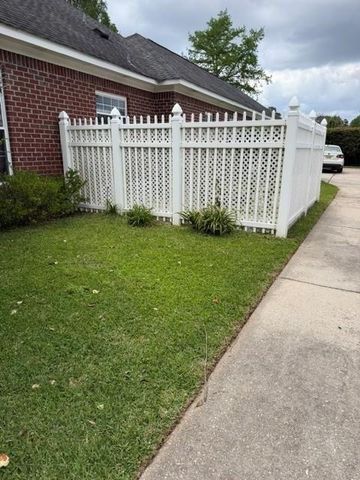 8280 Taddish Drive N, Mobile, AL 36695