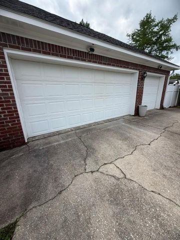8280 Taddish Drive N, Mobile, AL 36695