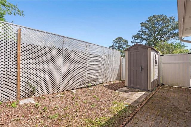 8280 Taddish Drive N, Mobile, AL 36695