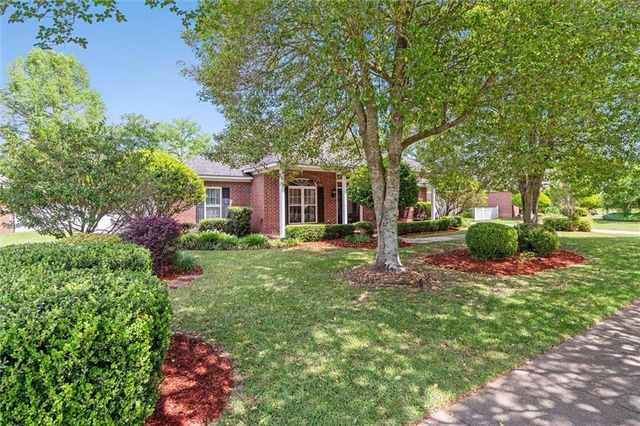 8280 Taddish Drive N, Mobile, AL 36695