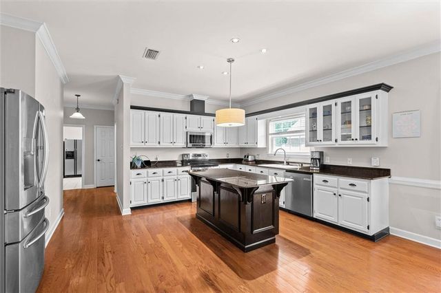 8280 Taddish Drive N, Mobile, AL 36695
