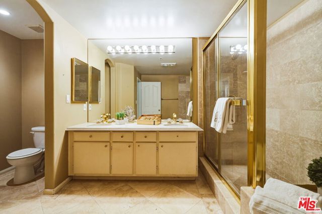 930 N Doheny Drive 308, West Hollywood, CA 90069