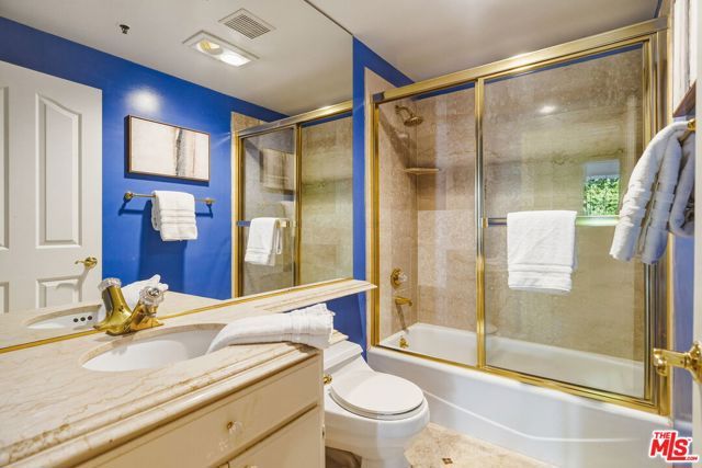 930 N Doheny Drive 308, West Hollywood, CA 90069