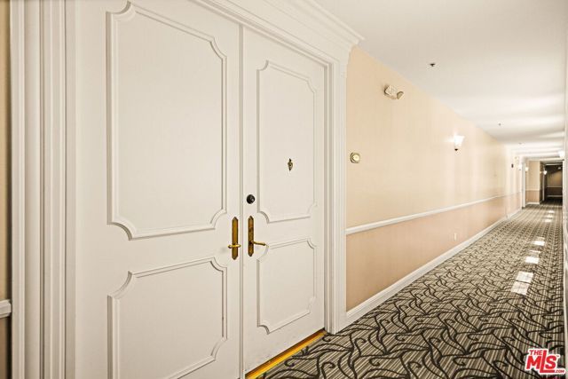 930 N Doheny Drive 308, West Hollywood, CA 90069