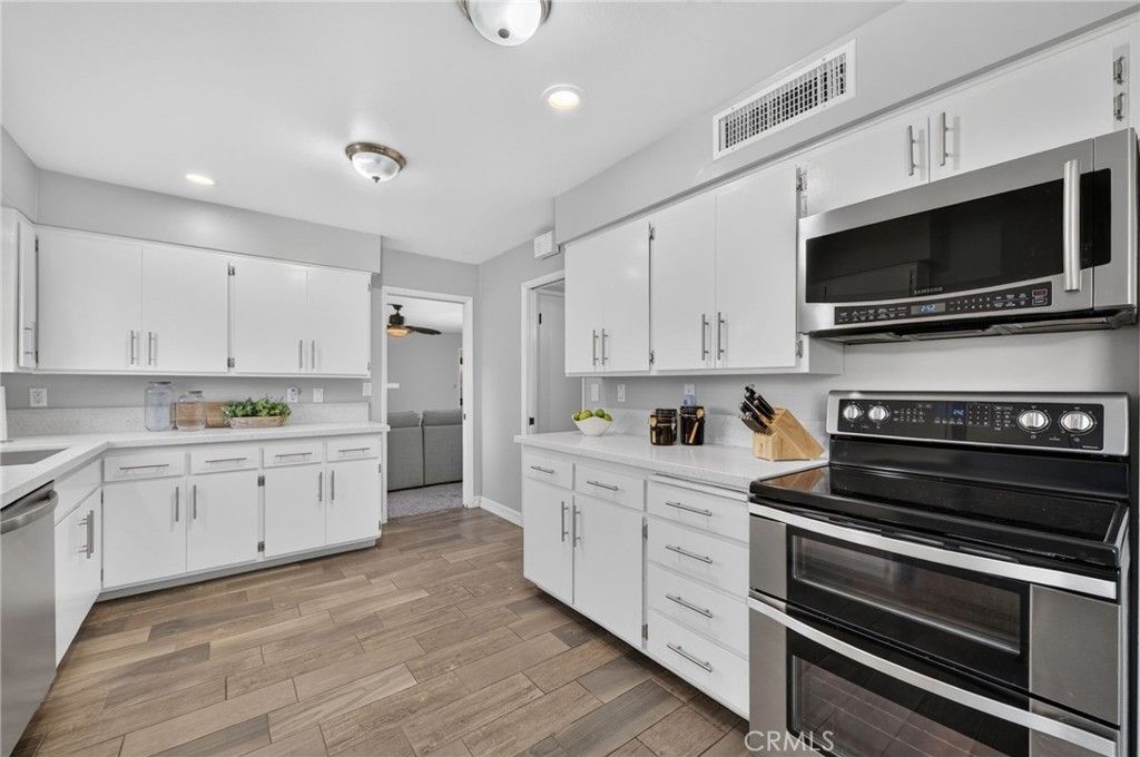 28655 Portsmouth Drive, Menifee, CA 92586 — photo 4