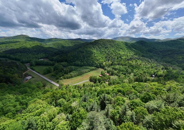 7.12 Russell Scenic Hwy, Blairsville, GA 30512