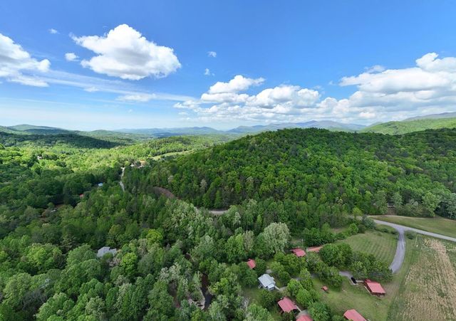 7.12 Russell Scenic Hwy, Blairsville, GA 30512