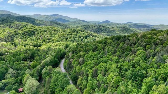 7.12 Russell Scenic Hwy, Blairsville, GA 30512