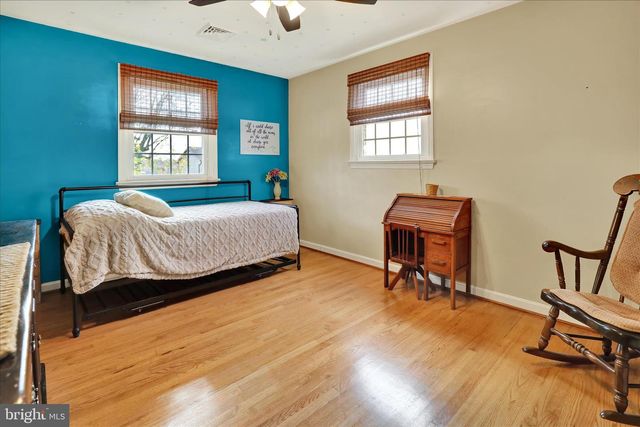 385 VALLEY VIEW DR, New Holland, PA 17557