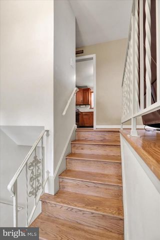 385 VALLEY VIEW DR, New Holland, PA 17557